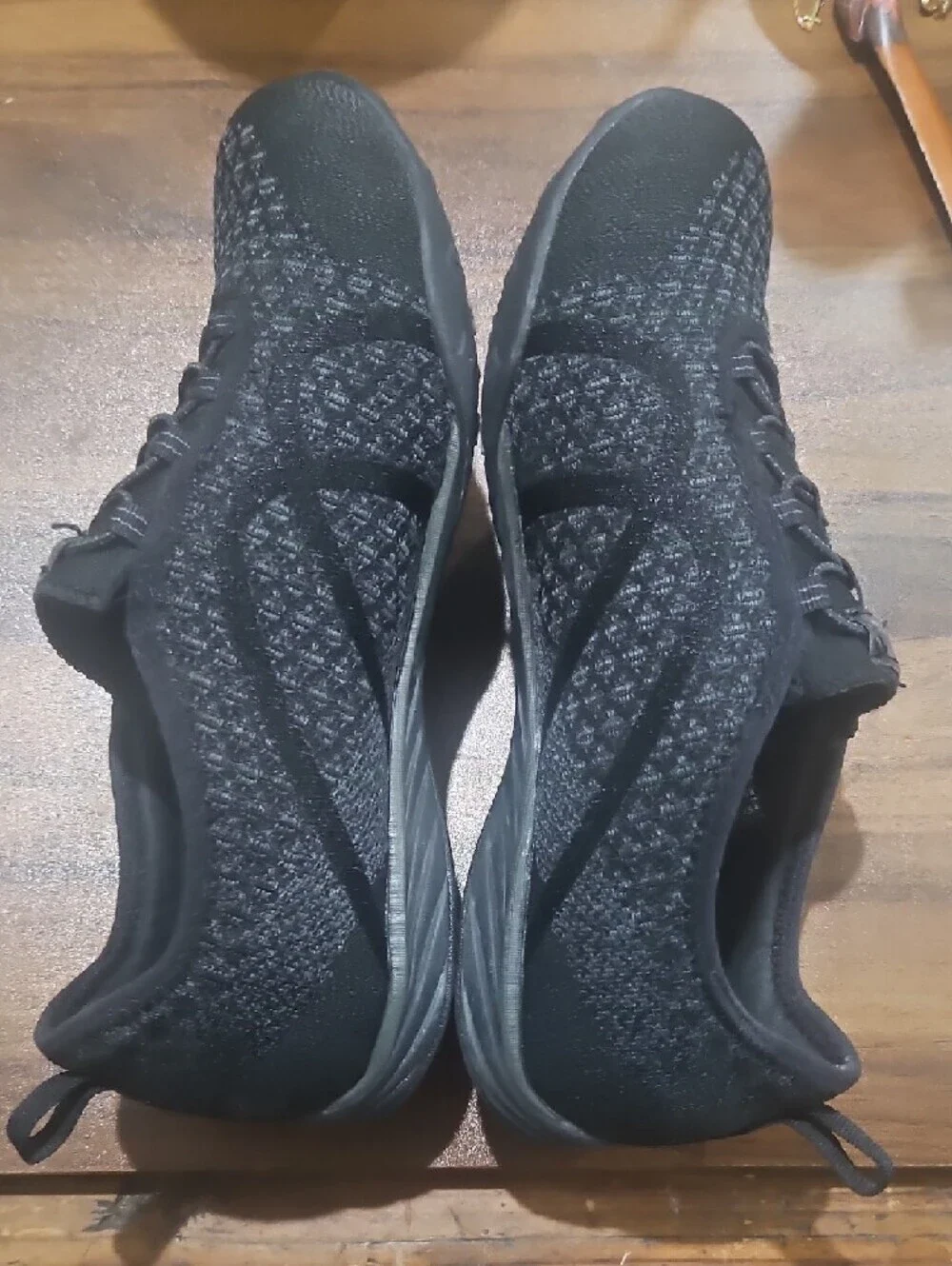 Skechers Women's Relax Fit Black Slip-On Knit Sneakers sz 9